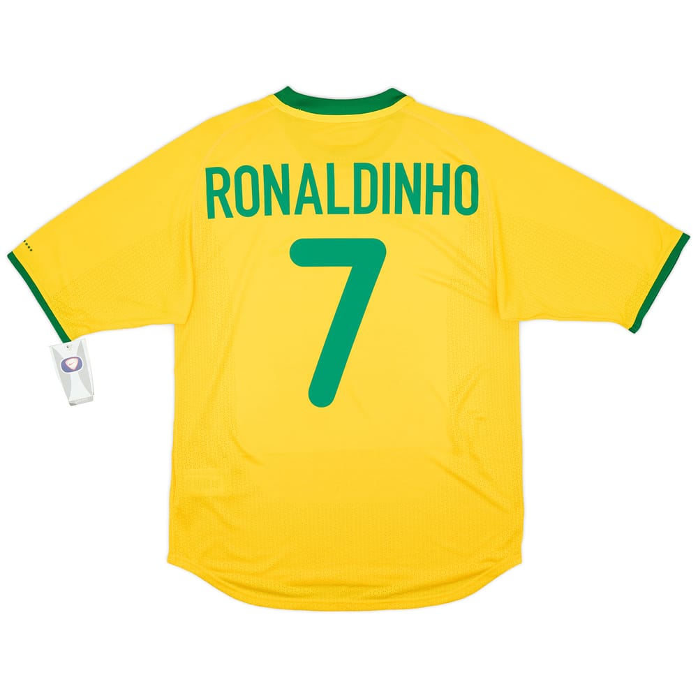 2000-02 Brazil Home Shirt Ronaldinho #7 (S)