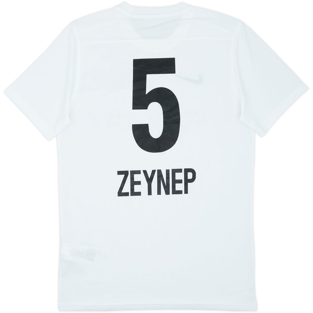 2021-22 Altay Away Shirt Zeynep #5 - 8/10 - (M)