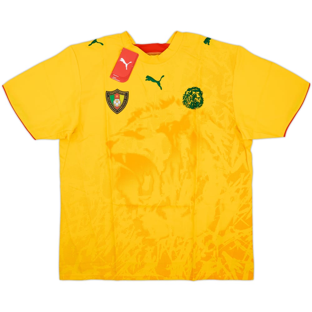 2006-08 Cameroon Away Shirt (L)