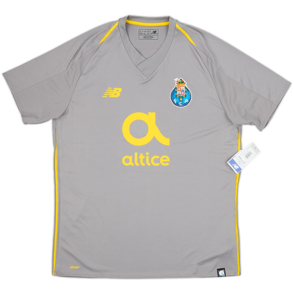 2018-19 Porto Away Shirt (L)