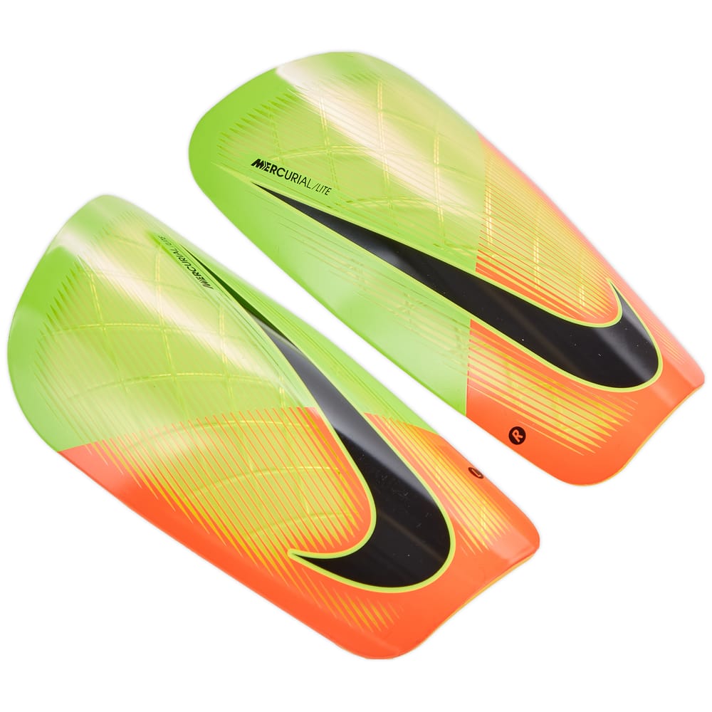 2017-18 Nike Mercurial Lite Shin Pads/Guards (L)