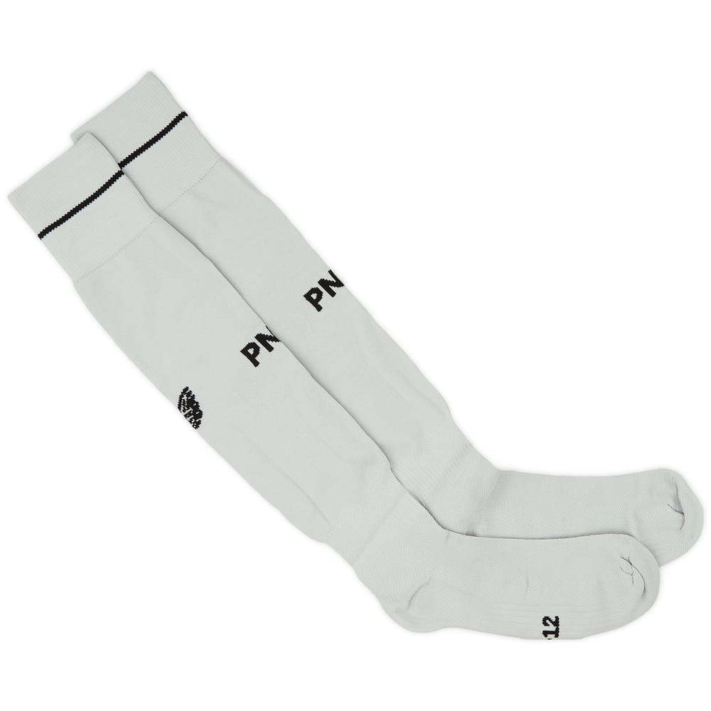2023-24 Preston North End GK Away Socks (UK 9-12)