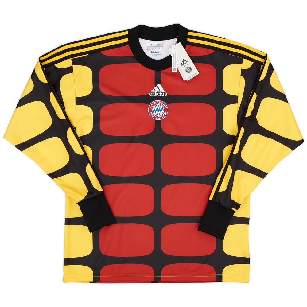 2022-23 Bayern Munich adidas Icon GK Shirt