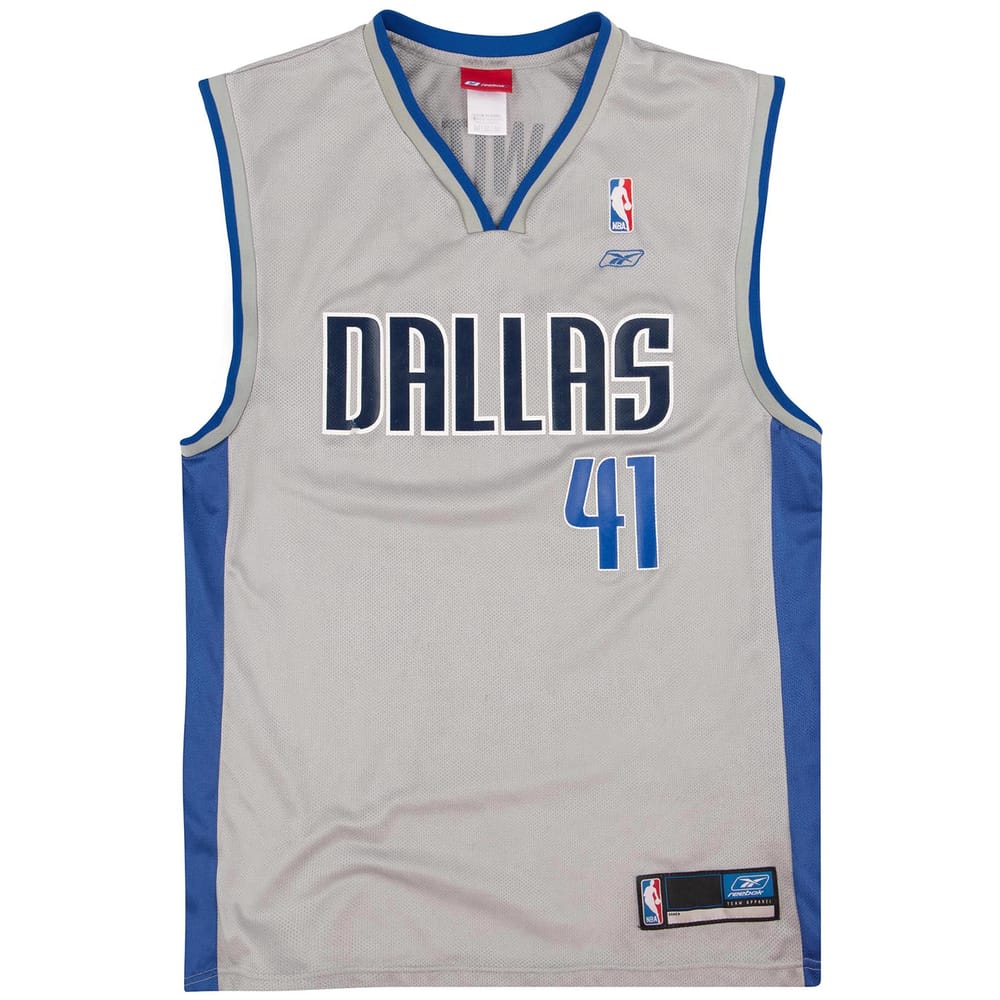 2002-06 Dallas Mavericks Nowitzki #41 Reebok Jersey (Alternate) M