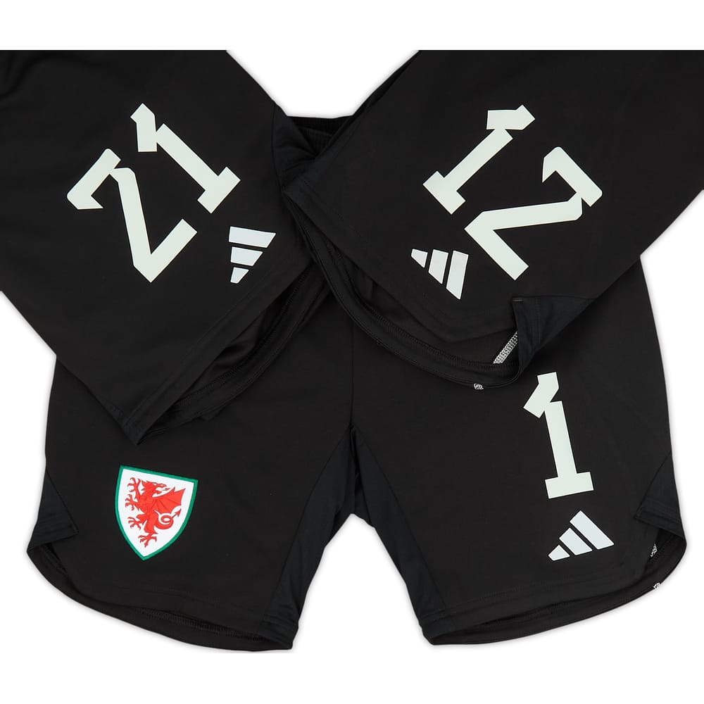2023-24 Wales GK Third Shorts # - As New - (L)