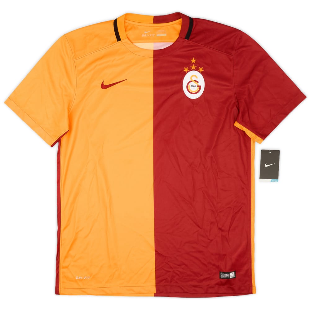 2015-16 Galatasaray Home Shirt (L)