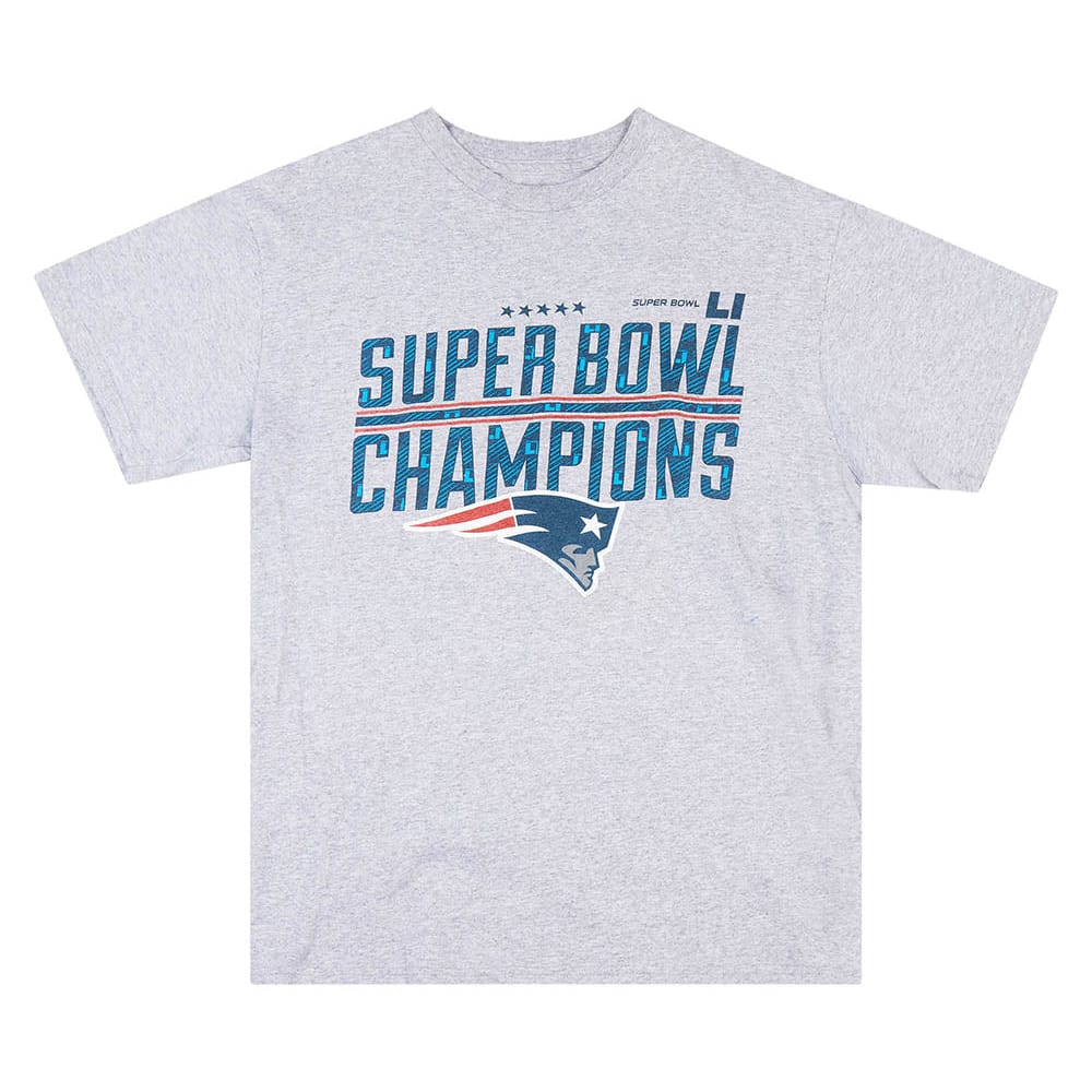 2017 New England Patriots Super Bowl Champions Majestic Graphic Tee M