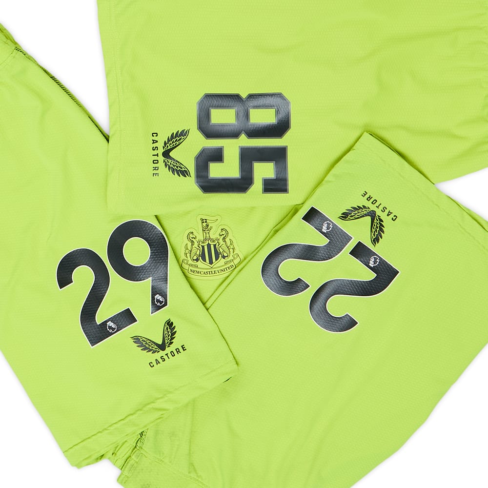 2023-24 Newcastle Player Issue GK Home Shorts # - 7/10