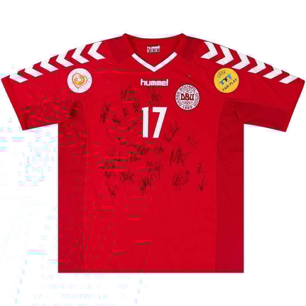 2004 Denmark Match Issue Signed European Championship Poulsen #17
