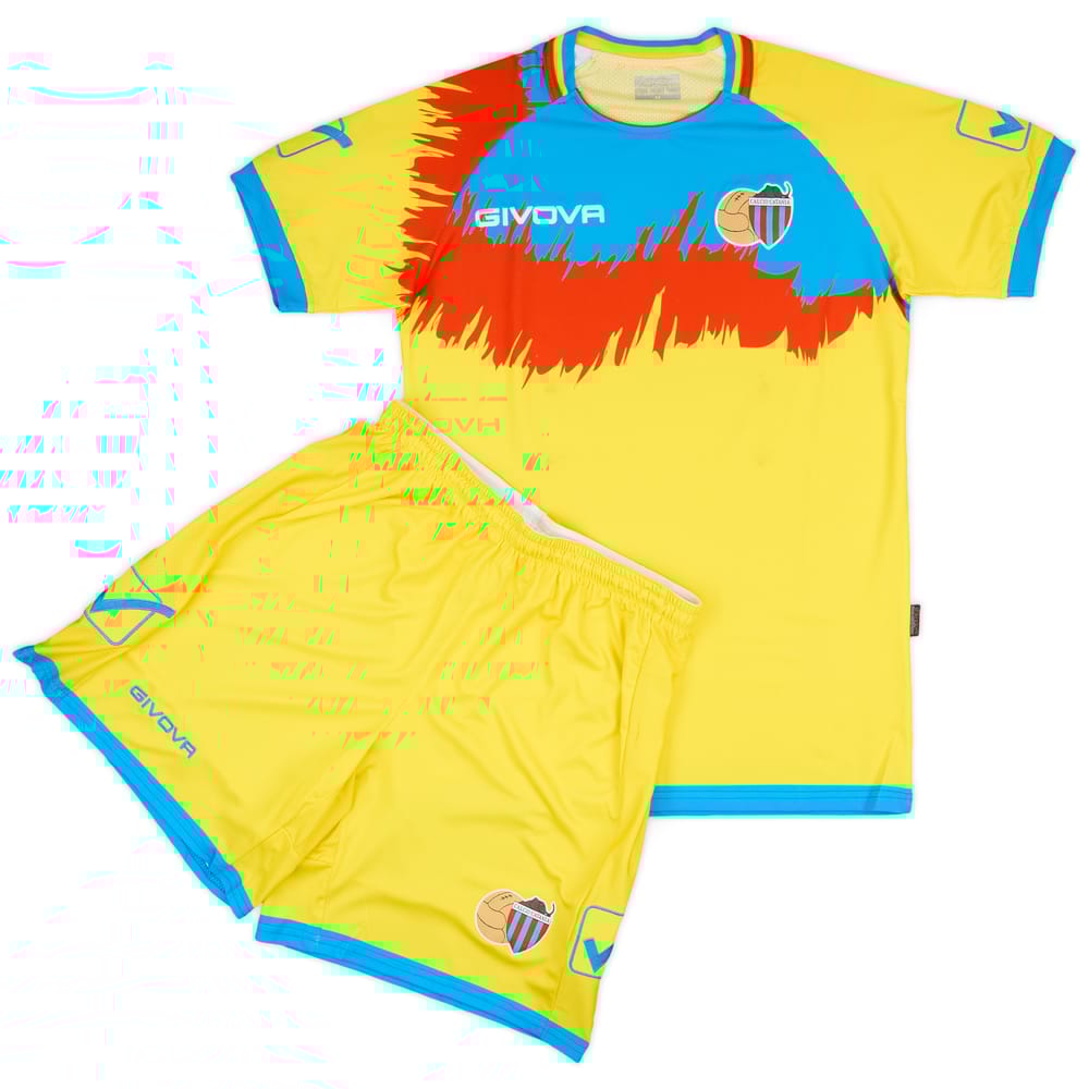 2019-20 Catania Third Shirt & Shorts Kit (M)