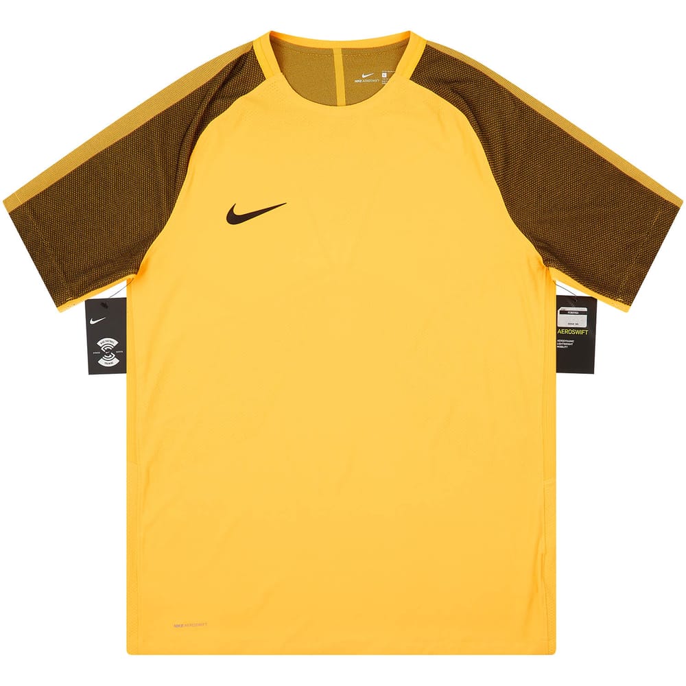 2016-17 Nike Training Shirt - NEW
