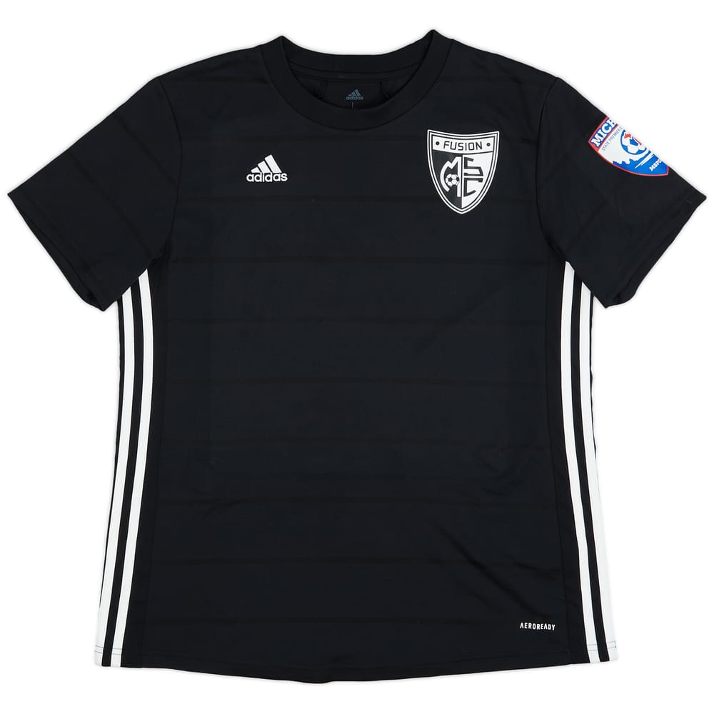2021-22 Fusion Home Shirt #71 - 9/10 - (L.Boys)