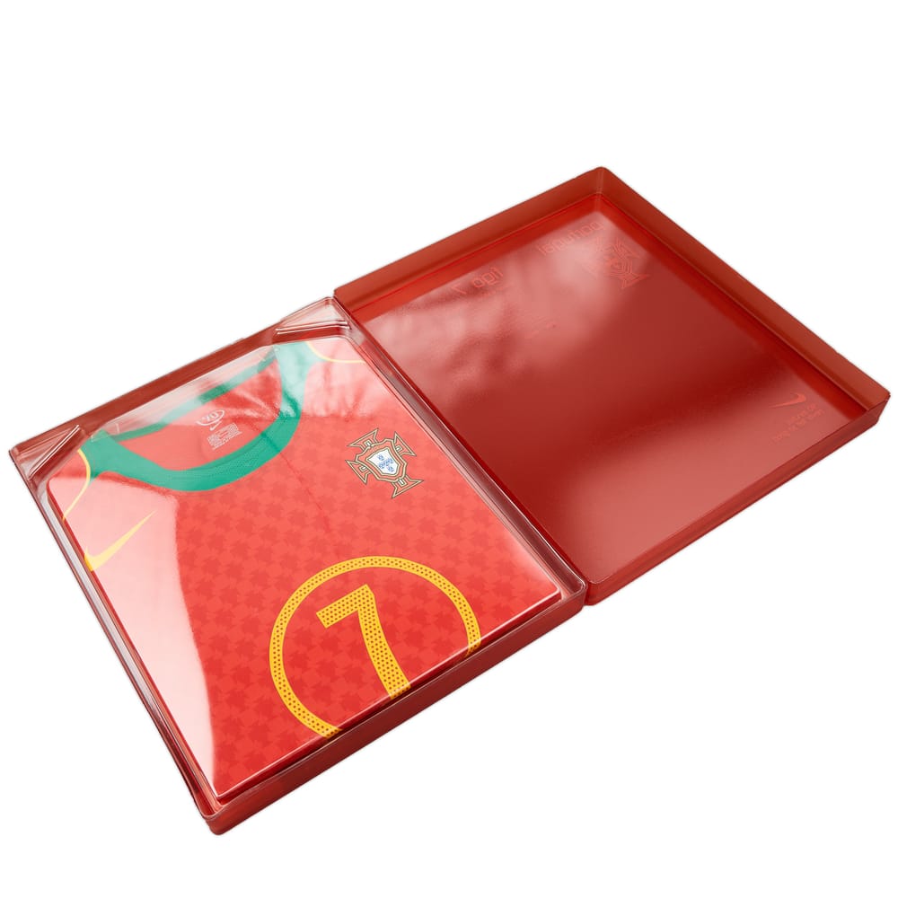 2004-06 Portugal Limited Edition Player Issue Home Shirt 2151/5000 Figo #7 (L)