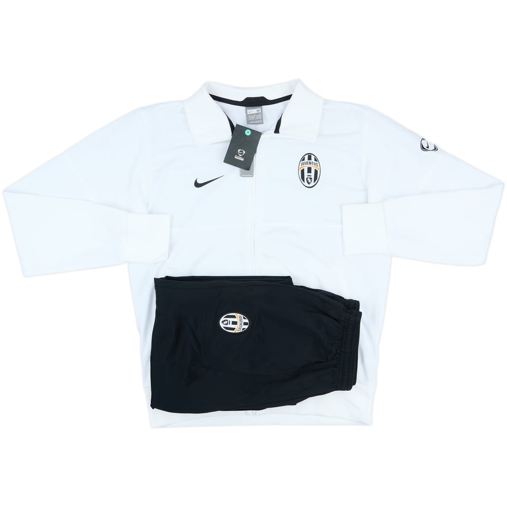 2009-10 Juventus Nike Tracksuit (M)