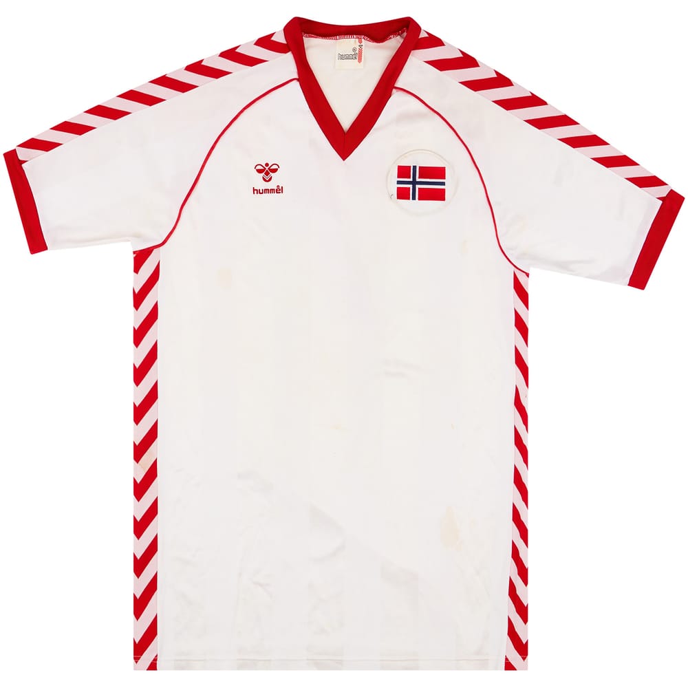 1985 Norway Match Worn Away Shirt #7 (Soler) v Ireland