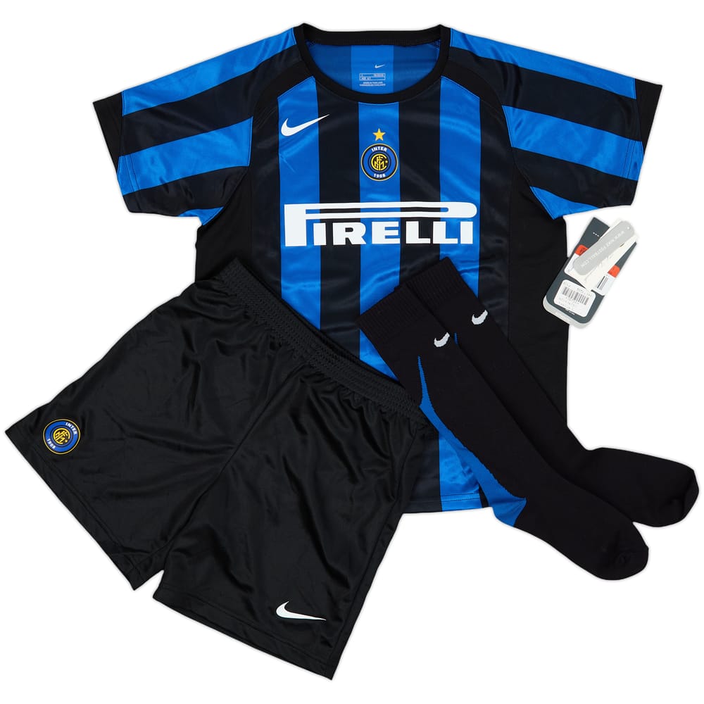 2005-06 Inter Milan Home Full Kit (6-7 Years)