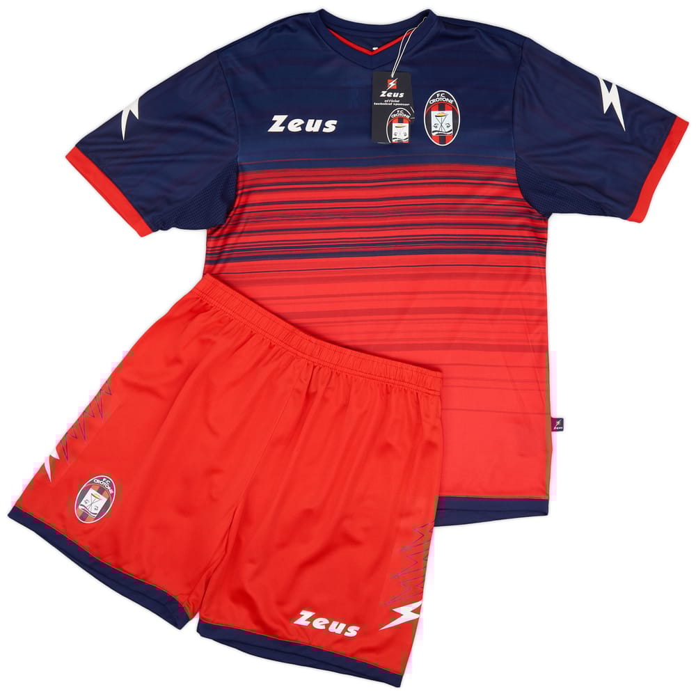 2016-17 Crotone Zeus Training Shirt & Shorts