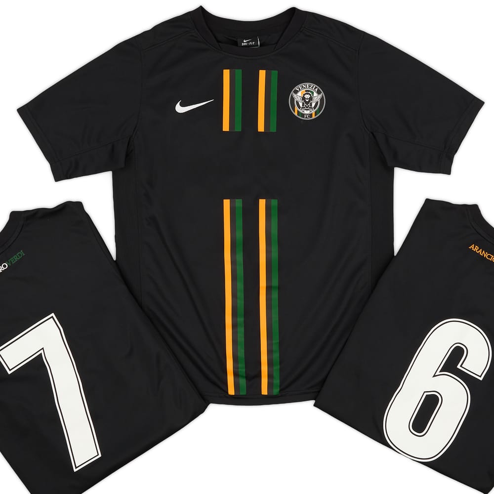 2015-16 Venezia Home Shirt # - 9/10 - (XL.Kids)