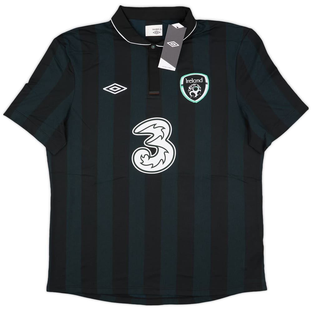 2013-14 Ireland Away Shirt (L)