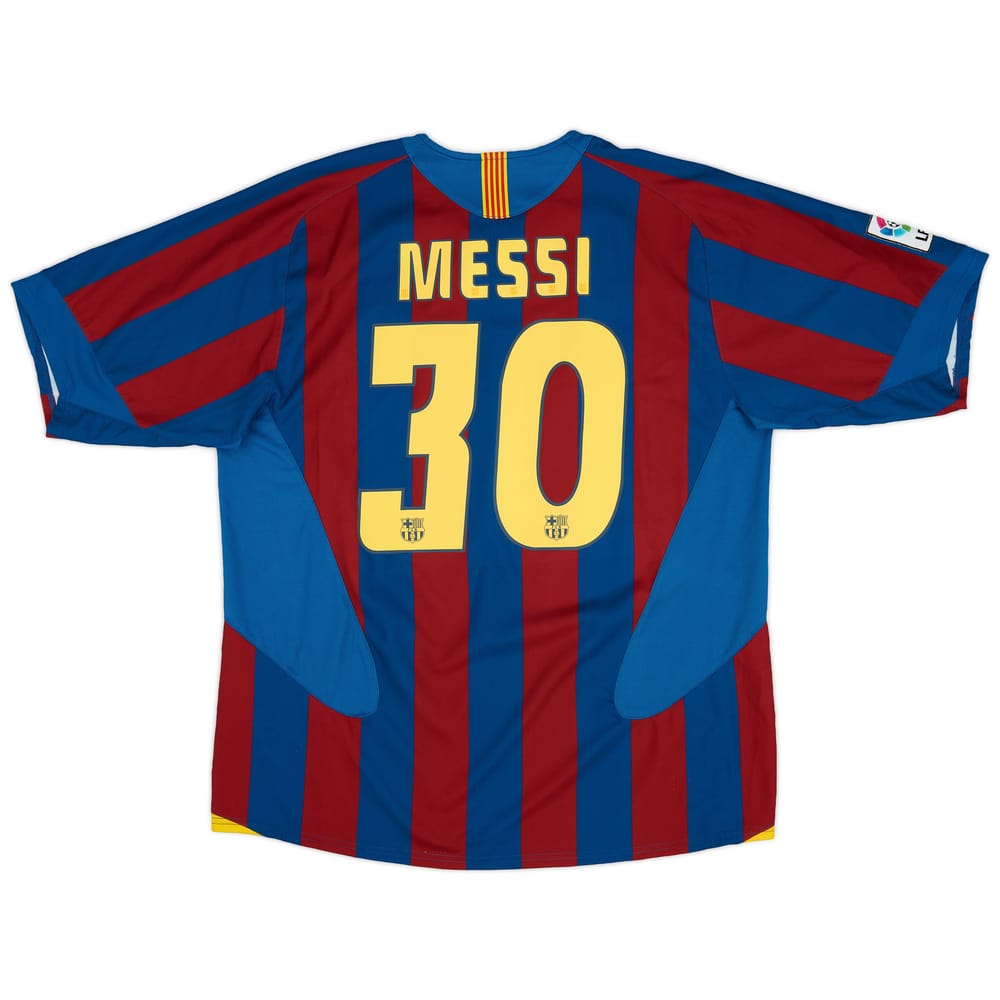 2005-06 Barcelona Home Shirt Messi #30