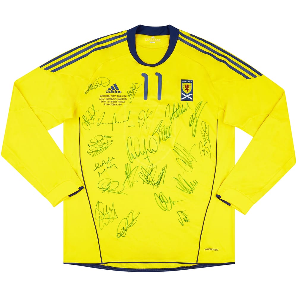 2010 Scotland Match Issue Signed Away L/S Shirt #11 (v Czech Republic)