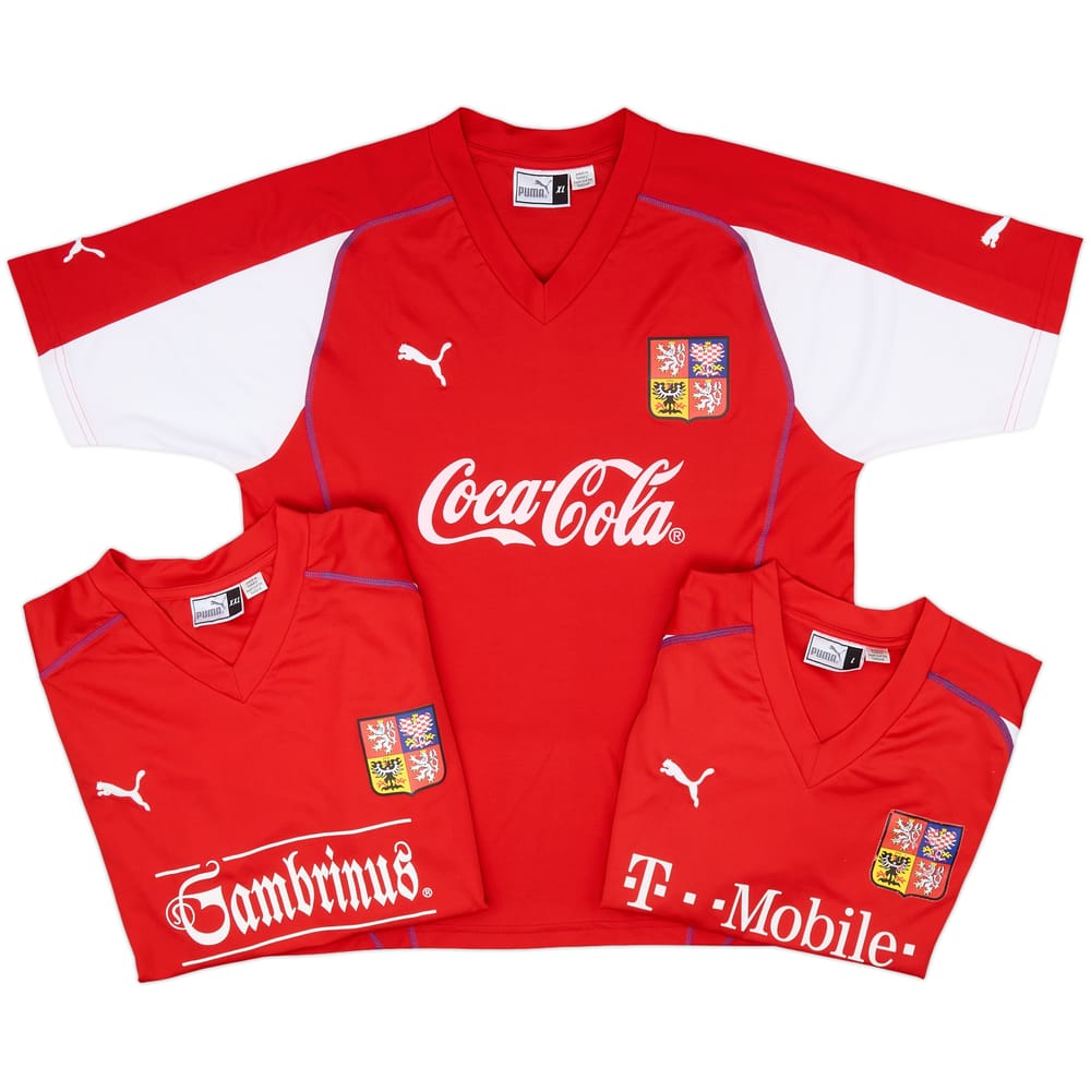 2004-05 Czech Republic Maillot Domicile Basique