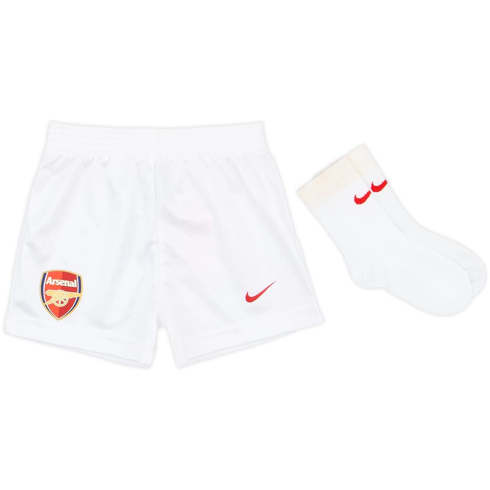 2002-04 Arsenal Home Shorts and Socks - 8/10 - (6-9 Months)