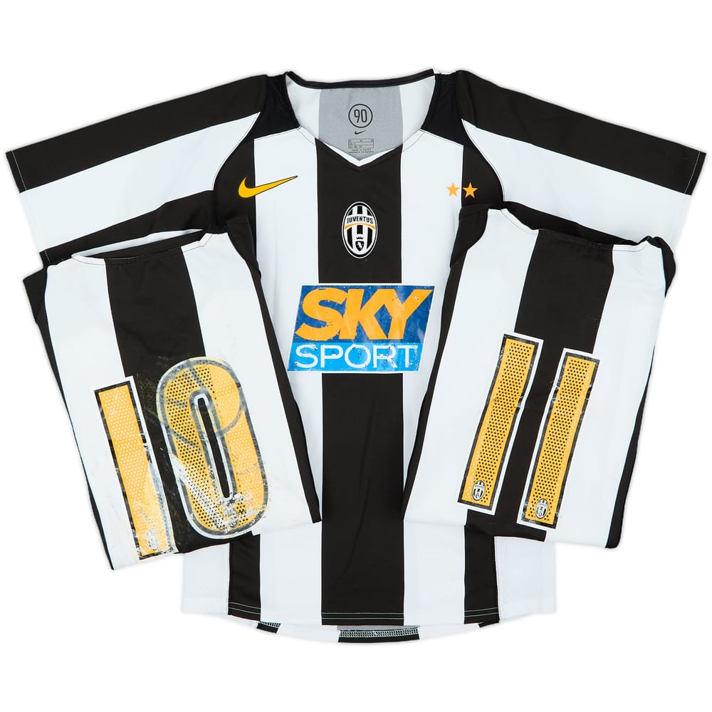 2004-05 Juventus Home Shirt - 4/10 - (M.Boys)