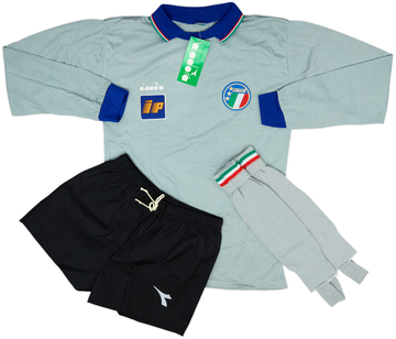 1986-88 Italy GK Full Kit