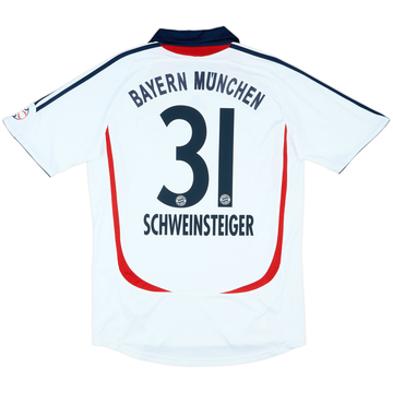 2006-07 Bayern Munich Away Shirt Schweinsteiger #31