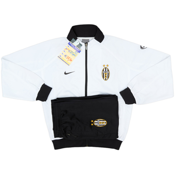 2003-04 Juventus Nike Tracksuit (M.Boys)
