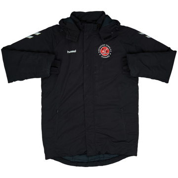 2022-23 Fleetwood Town Hummel Padded Bench Coat - 8/10 - (L)