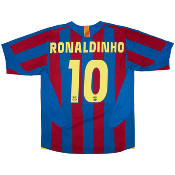 2005-06 Barcelona Home Shirt Ronaldinho #10 - 8/10 - (M)
