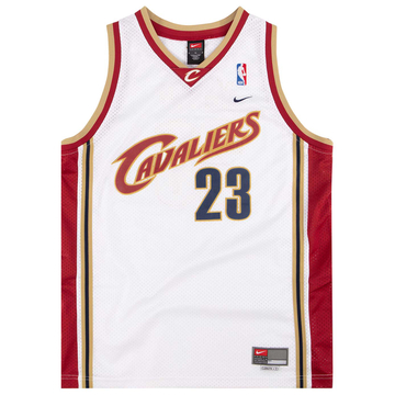 2003-04 Cleveland Cavaliers James #23 Nike Swingman Jersey (Home) Y