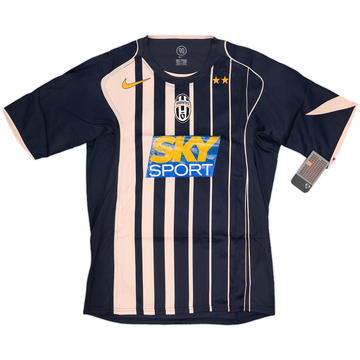 2004-05 Juventus Away Shirt (L)