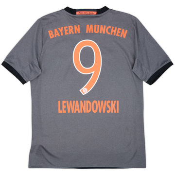 2016-17 Bayern Munich Away Shirt Lewandowski #9 - 8/10 - (15-16 Years)