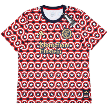 Camiseta adidas x Marvel Captain America de pre-partido del New York City 2023 (XL)