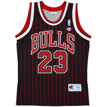 1995-97 Chicago Bulls Jordan #23 Champion Alternate Jersey - 8/10 - (XS)