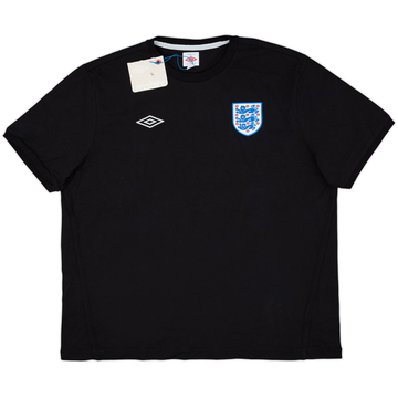 2010-11 England Umbro Cotton Tee (3XL)