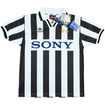 1995-97 Juventus Home Shirt (S)