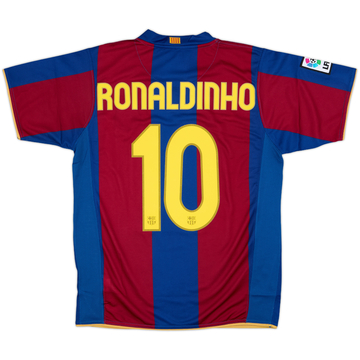 2007-08 Barcelona Home Shirt Ronaldinho #10 (M)