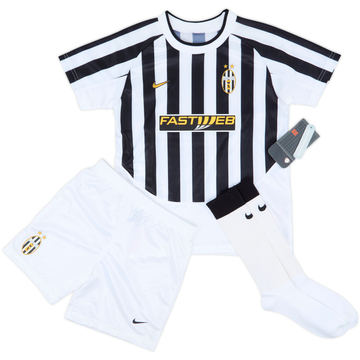 2003-04 Juventus Home Full Kit (M.Boys)