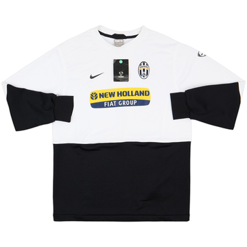2009-10 Juventus Nike Sweat Top (XL.Boys)