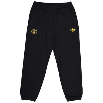 2024-25 Manchester United adidas CNY Pants/Bottoms