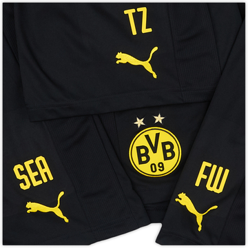 2018-19 Borussia Dortmund Staff Issue Training Shorts # - 9/10