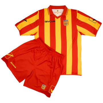 2009-10 Catanzaro Home Shirt & Shorts Kit (XL)