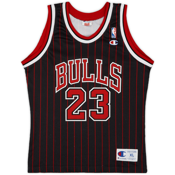 1995-97 Chicago Bulls Jordan #23 Champion Alternate Jersey - 9/10 - (XL.Boys)