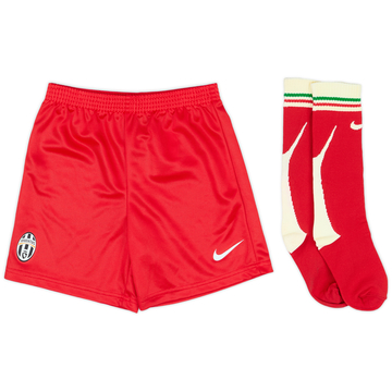 2005-06 Juventus Away Shorts and Socks - 9/10 - (M.Infants)