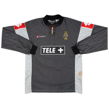2000-01 Juventus GK Shirt #1 (XL)