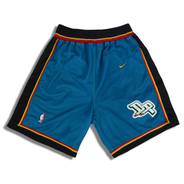 1997-01 Authentic Detroit Pistons Nike Shorts (Away) L